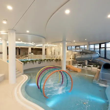 Polanki Aqua & Basen By Renters Appartement Kołobrzeg