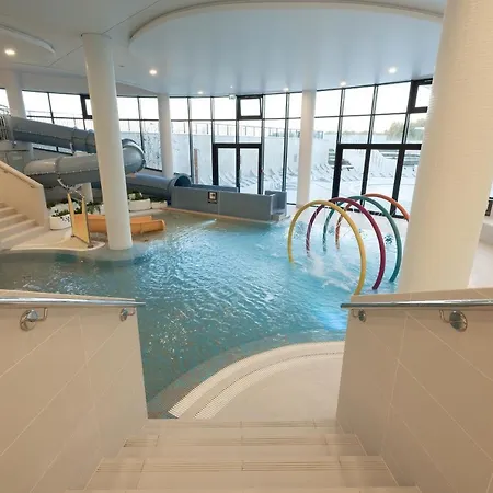 Polanki Aqua & Basen By Renters شقة كولوبرزيغ